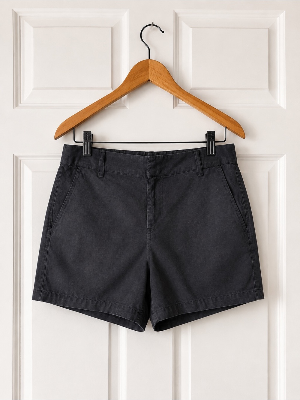 J.Crew Black Cotton Chino Shorts Women’s Size 8 Mid Rise Casual Flat Front
